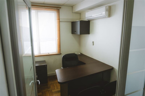 Imagen 16 de 26 de Oficina En Arriendo En Santiago