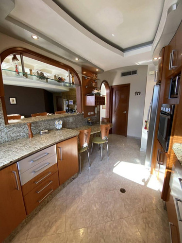 Imagen 4 de 6 de Liliana Martinez Venta De Apartamento En La Trigaleña Dorado Plaza 11606