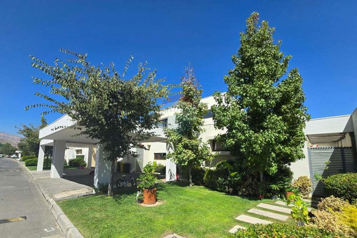 Casa+piscina+quincho, A Pasos De Col. San Anselmo