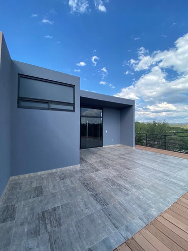 House For Sale In Los Senderos, San Miguel De Allende