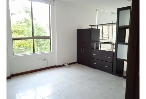 Apartaestudio En Arriendo Aguacatala Medellín