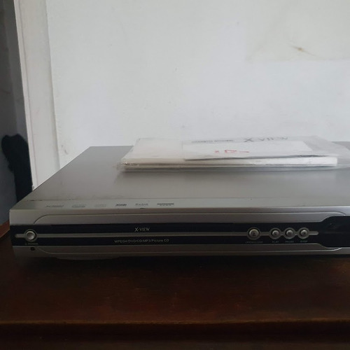 Reproductor Cd Y Dvd X-view Dx-101 Mpeg4 Player Gris (Usado)