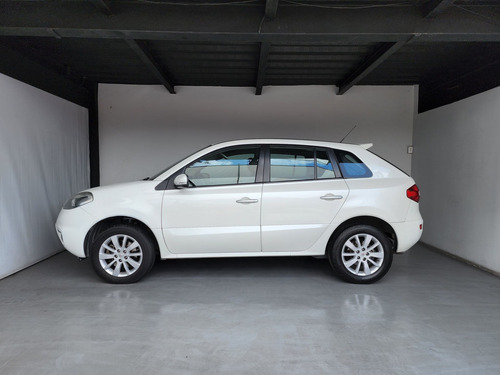 Imagen 5 de 15 de Renault Koleos 2016 2.5 Expression At