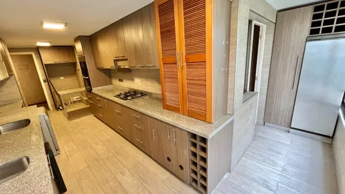Renovado Grandes Ventanales / Sin Terraza