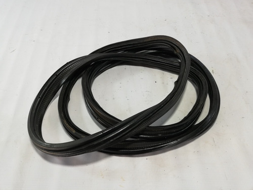 Hule Cajuela Dodge Dart 2.0 13-16 Original (Usado)