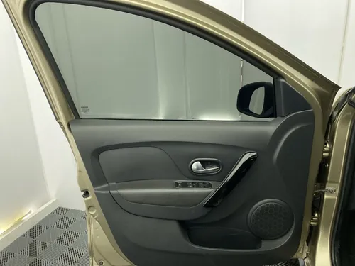 Renault Logan 1.6 At 2021