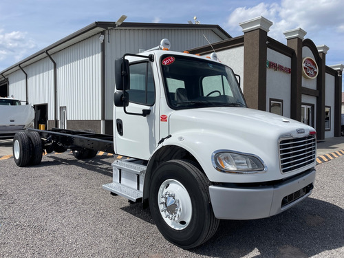 Freightliner M2  Chasis Cabina 2015 