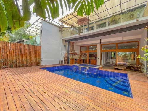 Casa En Arriendo En El Tesoro. Cod A775996