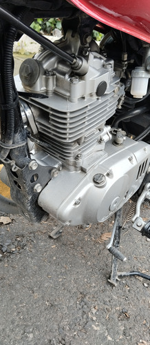 Gn 125f Roja, Buen Cuidada Motor 100% Excelentes Condiciones