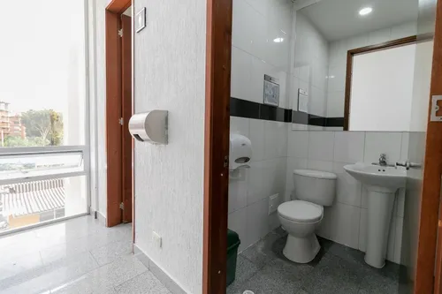 Consultorio En Venta En Chico Norte. Cod V1021260