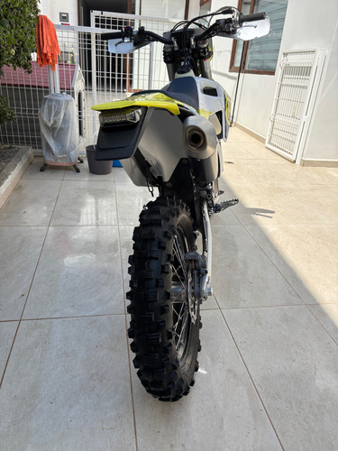 Enduro , 4 Tiempos Excelentes Condiciones