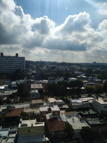 Imagen 10 de 20 de Dueño Vende Apto. 1 Dorm. Excelente Ubicación Y Vista Desp.