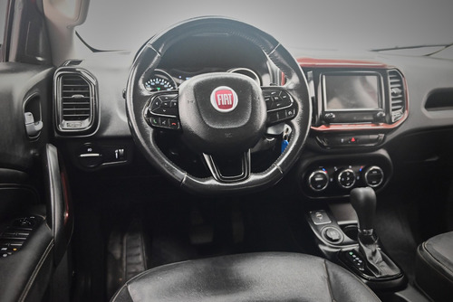 Imagen 9 de 18 de Fiat Toro 1.8 Freedom Dc Mt