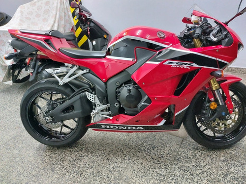 Imagen 2 de 14 de Honda Cbr