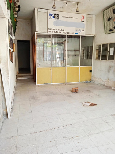 Galpon Industrial 1.400 Mts Mas Oficinas, Prox Pcio Legislativo Salidas Por 2 Calles $ 240.000.-