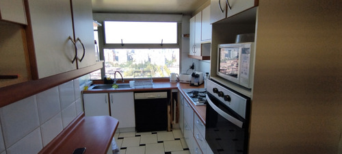 Departamento En Inmejorqable Ubicacion En Las Condes