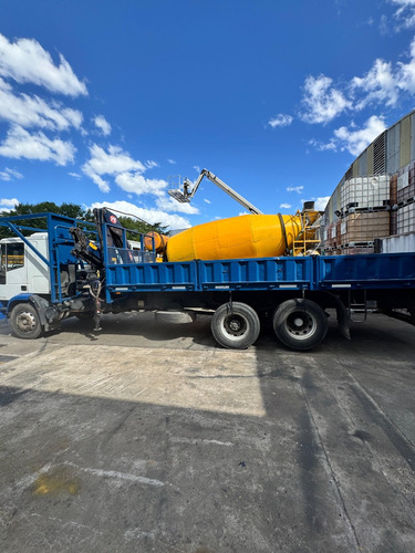 Camión Con Hidrogrúa Iveco Tector 170e22