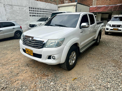 Toyota Hilux 2.7 Imv 4x4