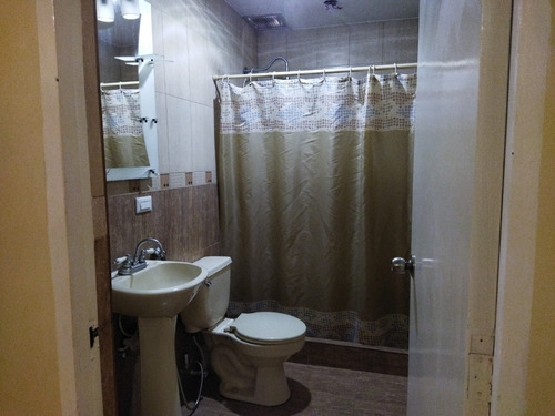 Imagen 8 de 8 de Casa En Urb. Colinas De Santa Rosa