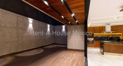 Casa En Venta En Calle Fresno, Bosque Esmeralda Ru 25-2424.