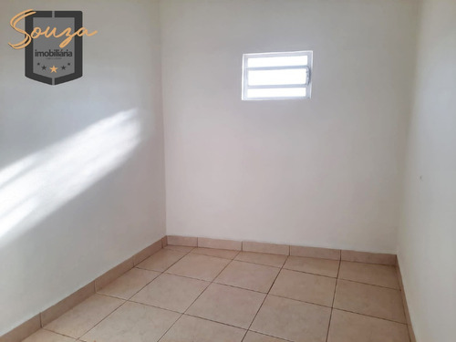 Imagem 10 de 24 de Casa Para Aluguel, 2 Quartos, 1 Suíte, 1 Vaga, Centro - Bragança Paulista/sp - 52