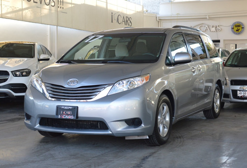 Toyota Sienna 3.5 Xle At