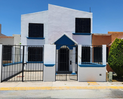 Casa En Fraccionamiento San Carlos, Pachuca, Hgo.