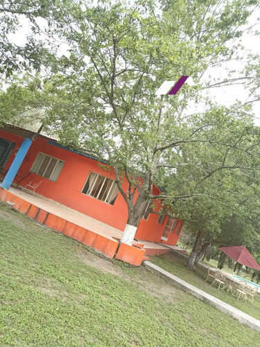 Venta Quinta De 3,250 M2 -san José Cadereyta- 4 Recámaras Con Alberca Y Palapa
