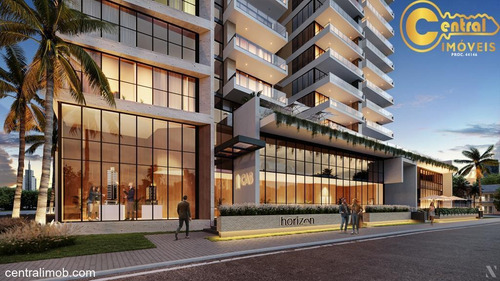 Apartamento Com 4 Dormitório(s) Localizado(a) No Bairro Centro Em Balneário Piçarras / Balneário Piçarras - 600