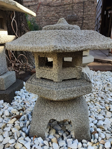 Farol Estilo Oriental De Cemento Pagoda Jardin Green Online