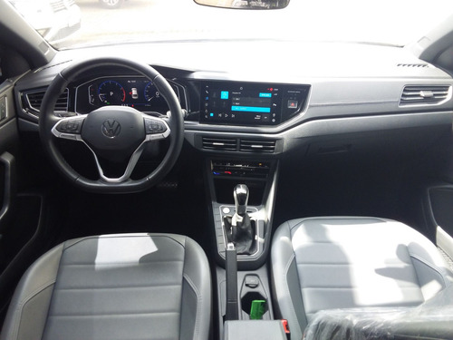 Volkswagen Nivus 1.0 200 TSI TOTAL FLEX HIGHLINE AUTOMÁTICO