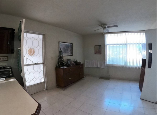 Imagen 4 de 18 de Hermosa Casa Lista Para Habitarse En Una De Las Mejores Colonias De Torreón,