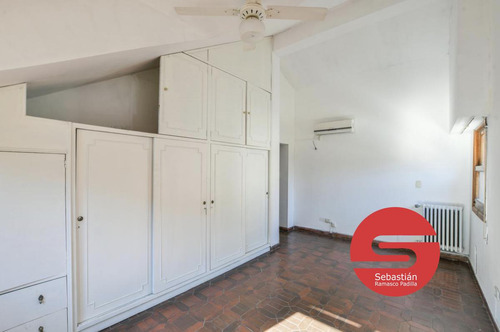 Casa Venta Barrio Fisherton 4 Dormitorios Jardín Piscina Cochera