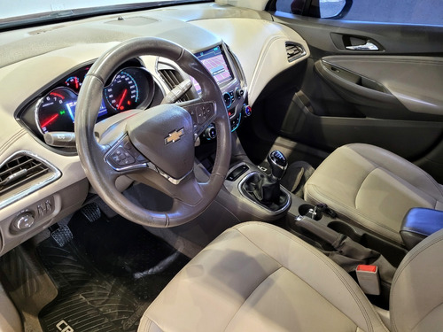 Imagen 15 de 19 de Chevrolet Cruze Ltz Full 1.4n 5ptas | 2017