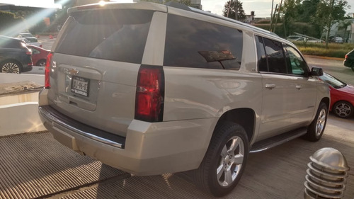 Imagen 5 de 15 de Chevrolet Suburban Ltz 2016