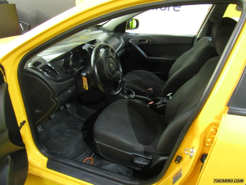 Taxis Kia Cerato Forte Lx