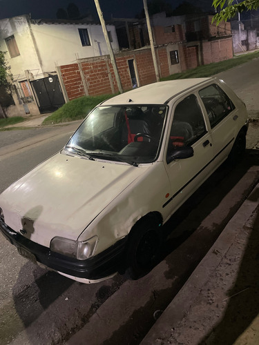 Ford Fiesta 1.8 Clx D