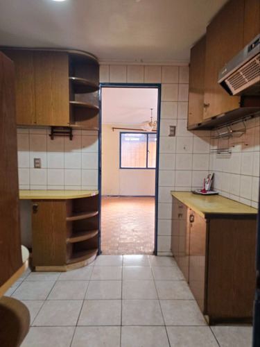 Amplia Casa Familiar Con Excelente Conectividad -la Cisterna