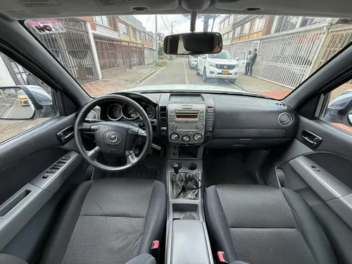 Mazda BT50 2.6 4x4 gasolina