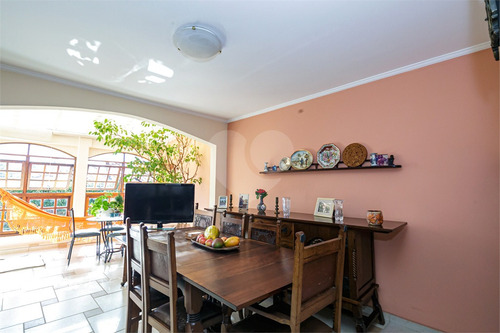 Imagem 10 de 30 de Casa Assobrada Com 4 Dormitórios E 4 Vagas, Sendo De Esquina. - Reo686878