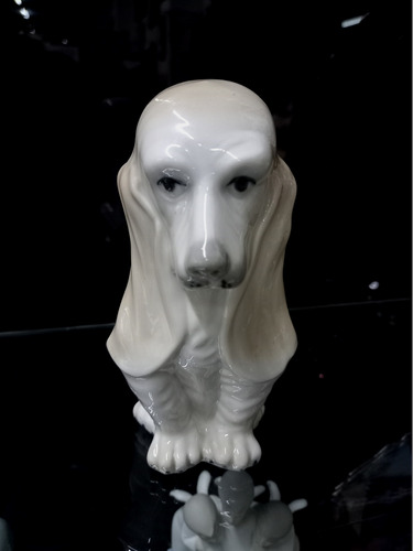 Manyantiques - Figura Porcelana Española Sanbo Perro