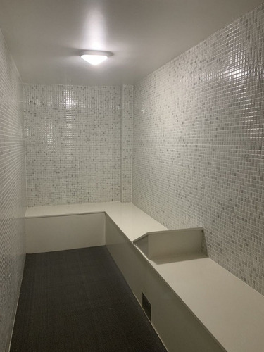 Imagem 14 de 18 de Excelente Apartamento No Centro De Balneário Camboriú, Ótima Localização. - Ap00892 - 34215009