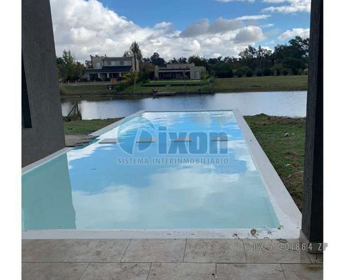 Barrio Cerrado Complejo Villa Nueva - San Marco - Casa Venta Usd 395.000