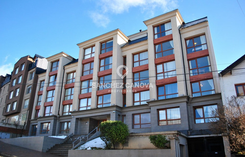 Cochera En Venta Dentro Del Edificio Terrazas Lll Ubicado En Un Punto Intermedio De Excelente Entorno Residencial