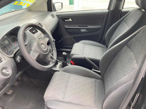 Imagem 7 de 9 de Volkswagen Fox 2014 1.0 Trend Tec Total Flex 5p