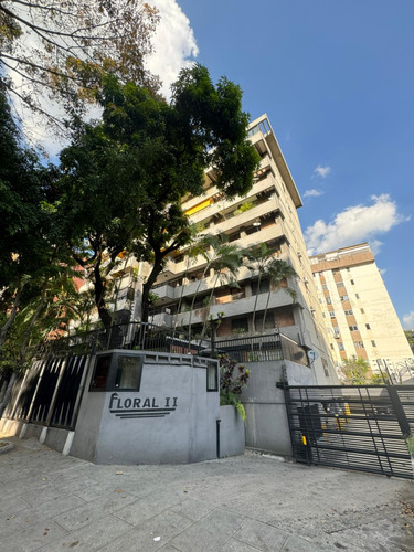Apartamento De 210,00 M2 En Venta. Altamira