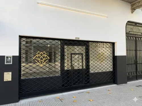 Venta Local Comercial En Balvanera 