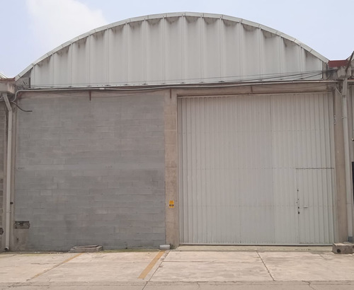 Renta Bodega En Condominio San Juan Xalpa, Iztapalapa. Doble Promoción** Seguimos Manteniendo Precio De 2024 + Un Mes Gratis.