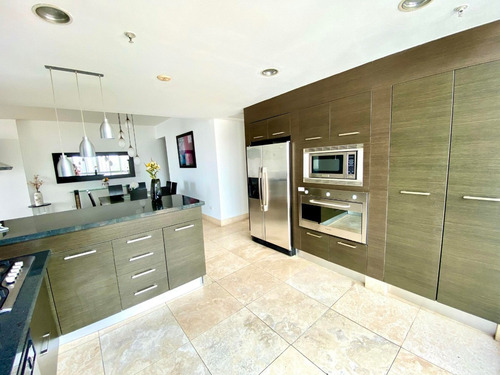 Imagen 6 de 14 de Venta De Apartamento Amoblado De 146 M2 En Ocean Sky 21-2756