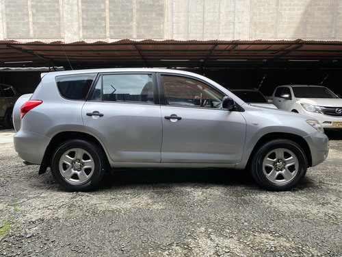 Toyota RAV4 2.4 Elite